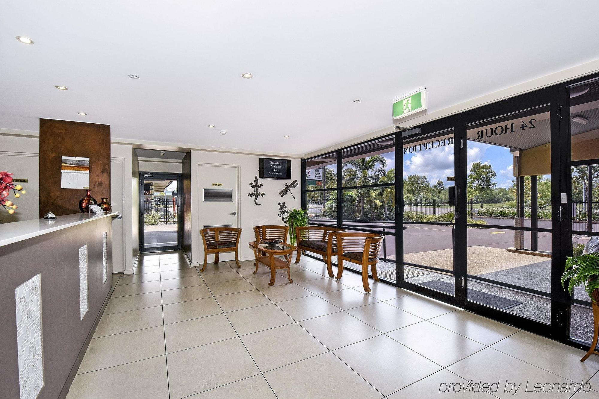 Quality Hotel Darwin Airport Exterior photo The lobby of the hotel